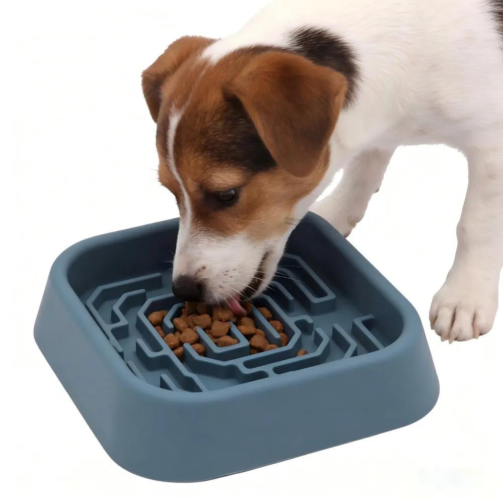 Silicone Slow Feeder Dog Bowl Anti-Choke Pet Lick Mat Maze Design Food Bowl With Strong Suction Base Pet Supplies For Large Small Dogs