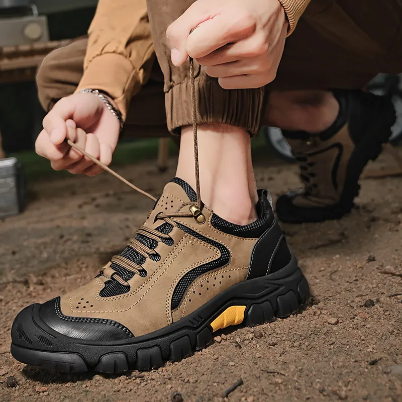 Chaussures d'Outillage de Plein Air pour Hommes en Cuir de Vache Véritable Basse Randonnée Décontractée Antidérapante Respirante Protection Bout