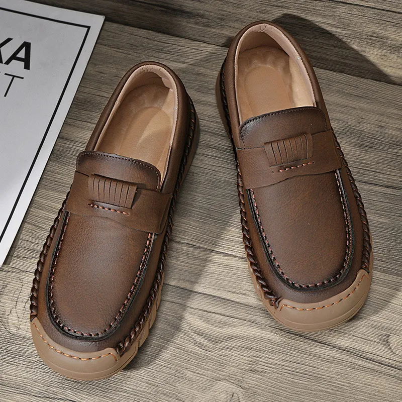 Men Retro Handmade Slip-On Microfiber Leather Loafers Casual Driving Shoes With Soft Sole Round Toe Solid Color Shoes