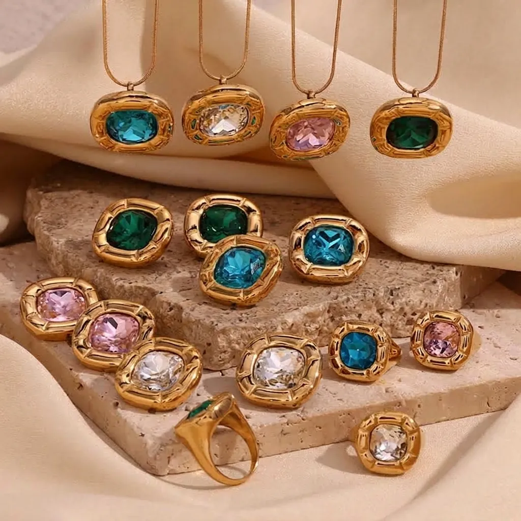 Collier Boucles D'oreilles Bague Zircon Cubique Carré Vintage Pour Femmes Acier Inoxydable 316L Plaqué Or 18K Bijoux Géométriques