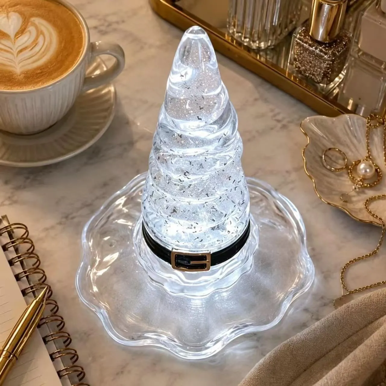 Lampada a Cappello da Strega di Halloween in Resina Trasparente con Paillettes Luce LED Decorativa Ornamento Creativo per Casa