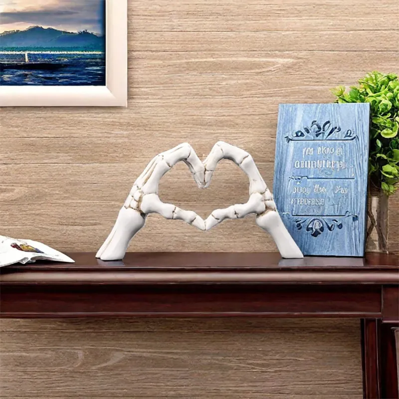 Halloween Skeleton Hand Heart Shaped Resin Ornament Creative Gothic Desktop Decor Skull Gesture Figurine For Home Party Gift