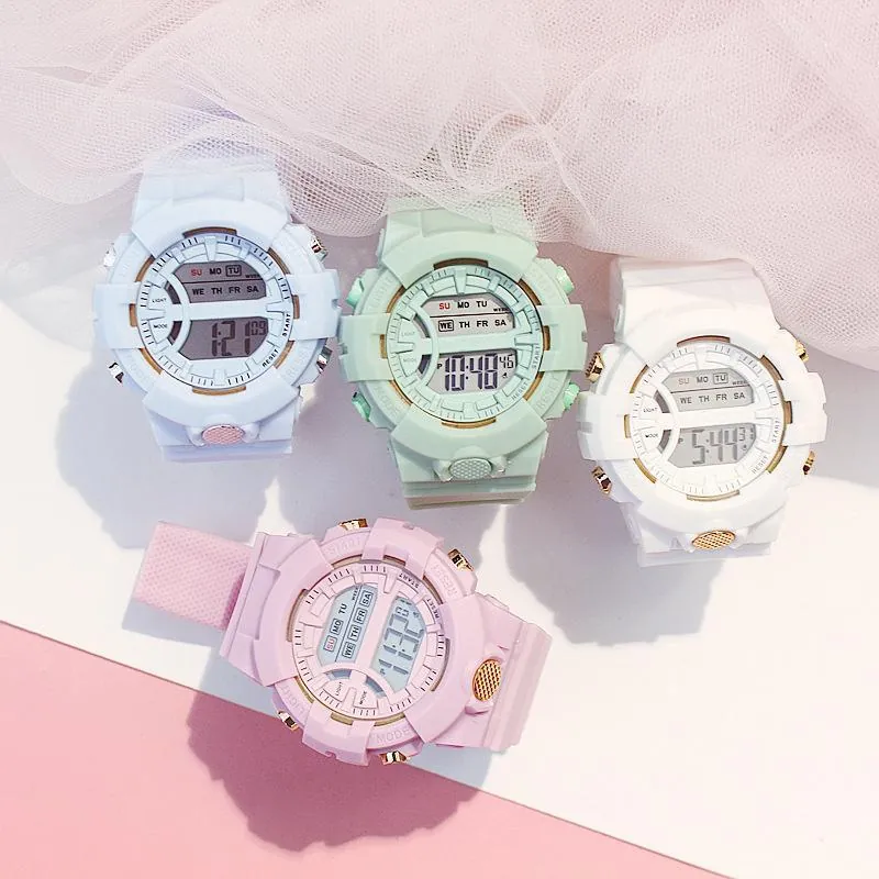 Reloj Digital Deportivo Multifunción para Hombres Mujeres Reloj Electrónico Luminoso Impermeable Caja de Resina Correa de PVC Reloj de Pulsera de Moda