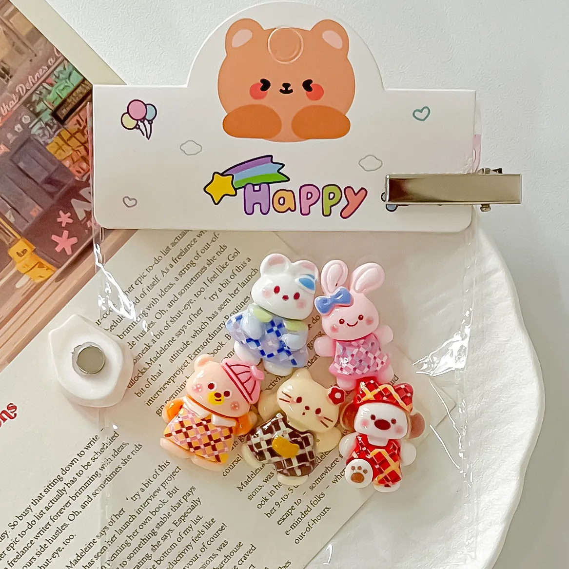 Cartoon Tier Harz Charms Set Kariertes Kleid Hase Bär Katze DIY Schmuckherstellung Zubehör Schuhdekoration Kühlschrankmagnet Zubehör