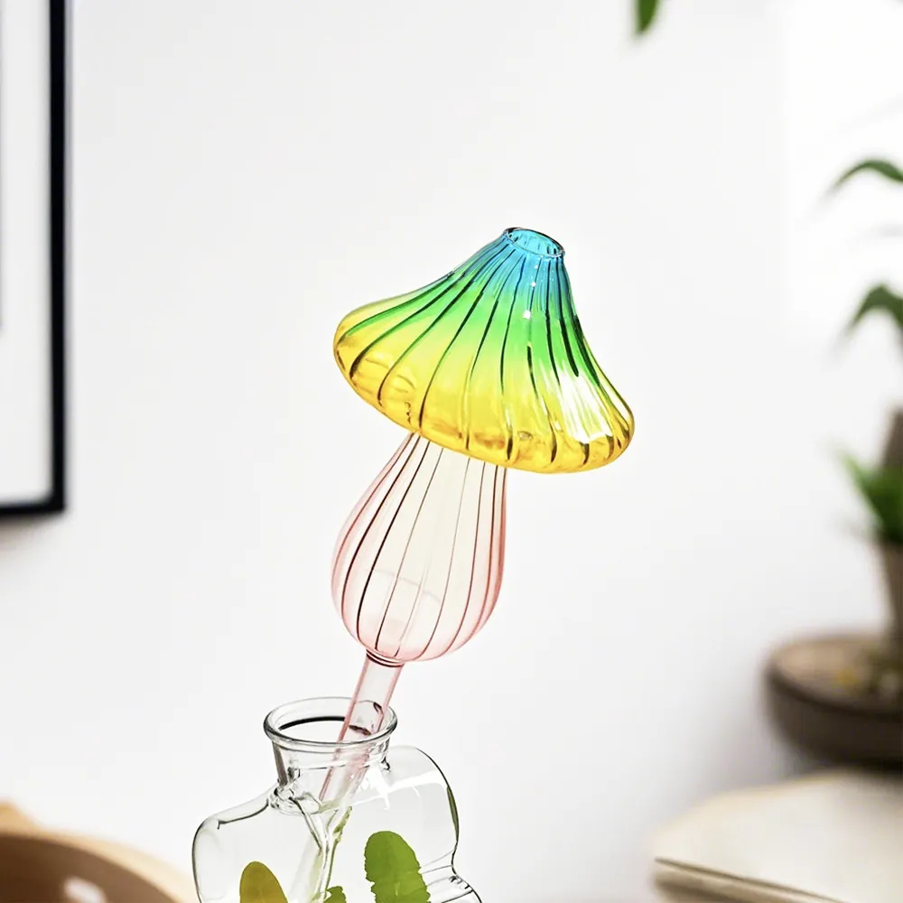 Gradiënt Kleur Paddestoel Glas Zelfwaterende Bollen Automatische Plantirrigatie Globes Voor Binnen Buiten Tuin Glaswerk