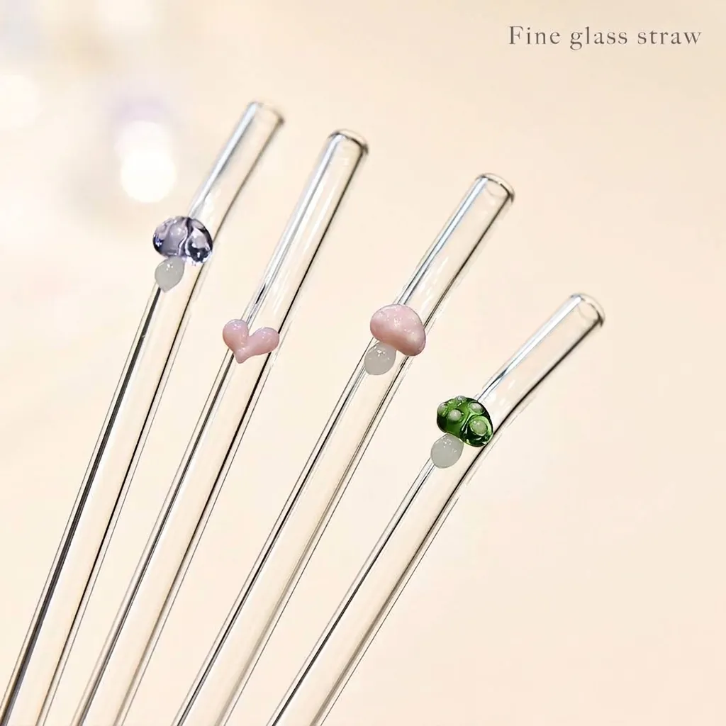 Reusable High Borosilicate Glass Straws With Colorful Butterfly Flower Mushroom Heart Decor Heat Resistant Drinking Straws For Juice Milk