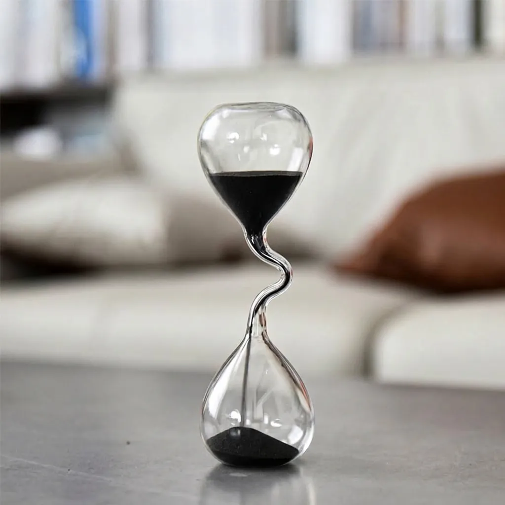 Moderne Minimalistische Dünne Hals Glaskunst Sanduhr Kreative Gedrehte S-Förmige Nicht-Timing Sanduhr Schreibtisch Ornament Für Home Office Deko