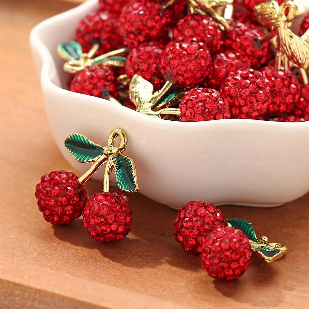 Handgefertigte Rote Strass Polymer Ton Kirschförmige Anhänger Für DIY Schmuckherstellung Halsketten Armbänder Ohrringe Zubehör Damen Geschenk