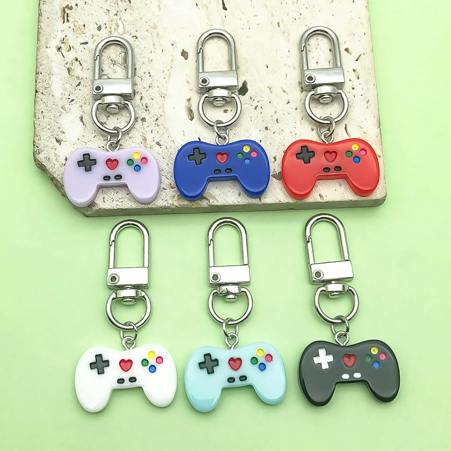 6 Stück Mini-Videospiel-Controller Schlüsselanhänger-Set Harz Gamepad Anhänger Für Rucksack Autoschlüssel Gaming Geschenk Zubehör