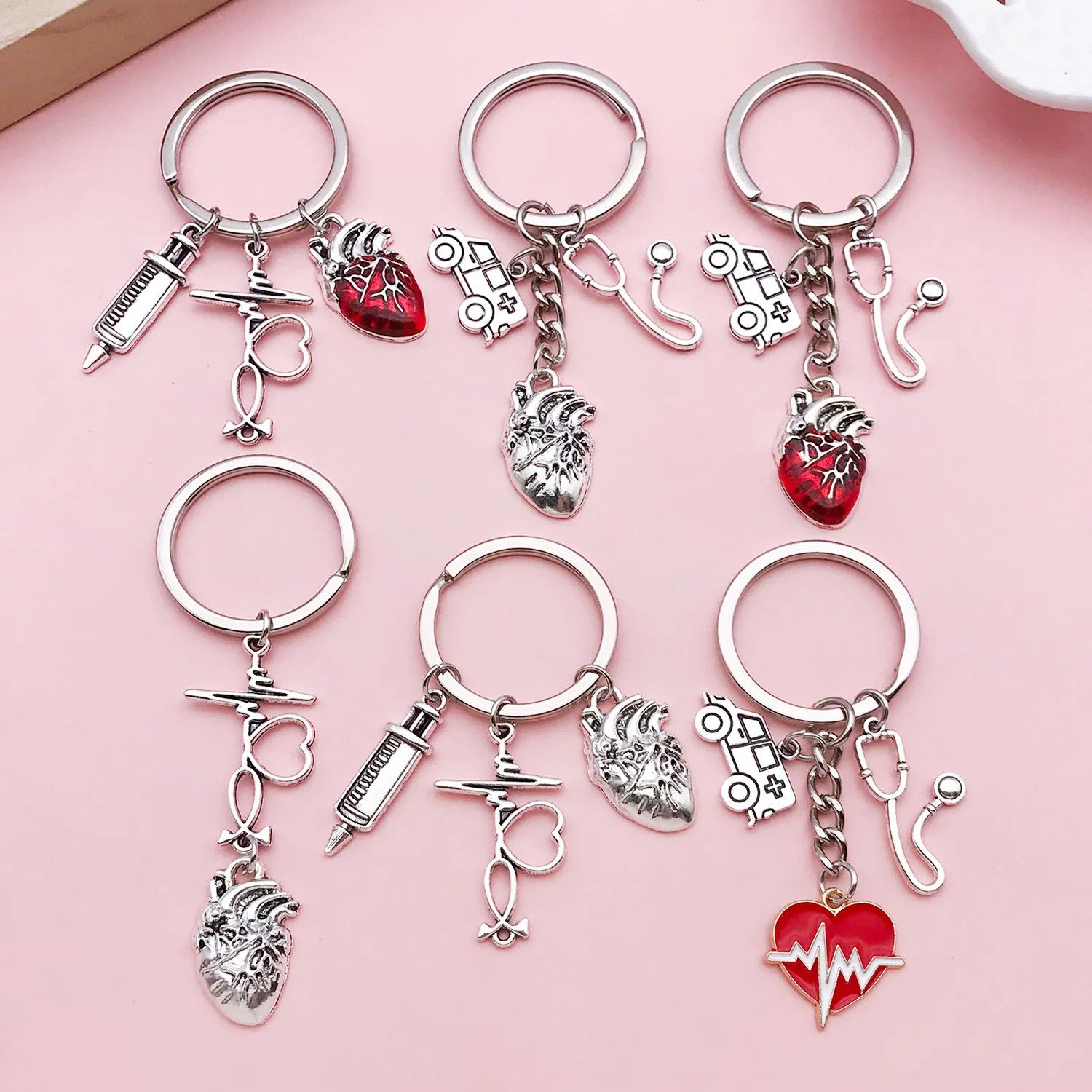 Medical Theme Creative Keychain Heart Stethoscope Syringe Nurse Hat Zinc Alloy Enamel Pendant Gift for Doctors Nurses