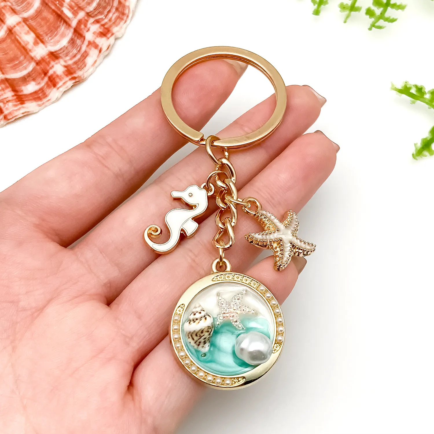 Creative Ocean Theme Shell Starfish Seahorse Drip Oil Resin Keychain Gold Bag Charm Gift For Girls Women Accessories