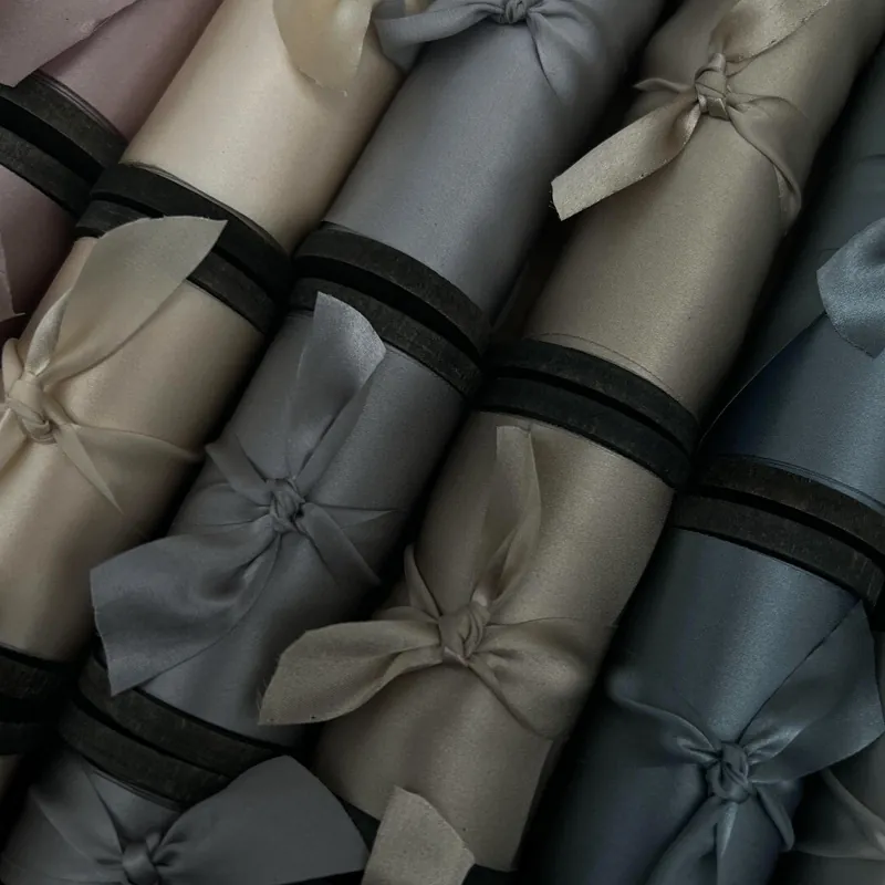 Nastro in Seta di Gelso con Bordo Sfilacciato Nastro di Seta Fatto a Mano Per Inviti di Nozze Bouquet da Sposa Fai da Te Fascia per Capelli Confezione Regalo Nastro Decorativo in Seta