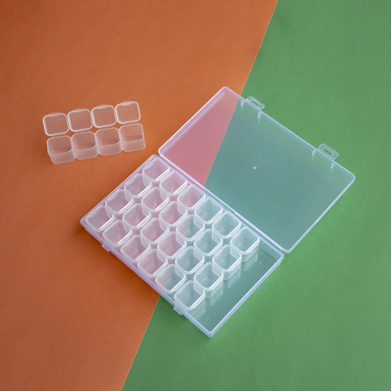 Caja de Almacenamiento de Plástico de 28 Compartimentos Transparente Herramientas de Pintura de Diamante DIY Organizador de Joyas Uñas