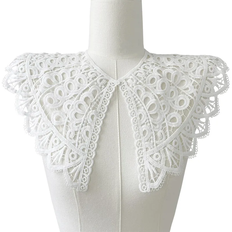 Milk Silk Cotton Embroidered Lace Peter Pan Collar Vintage Hollow Out Detachable Fake Collar Women Neckline Decoration