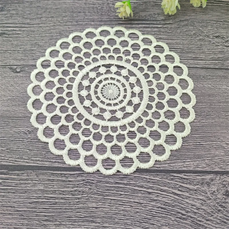 Posavasos de Encaje Floral Bordado Vintage Francés Alfombrilla de Mesa de Poliéster Resistente al Calor Accesorio de Decoración del Hogar