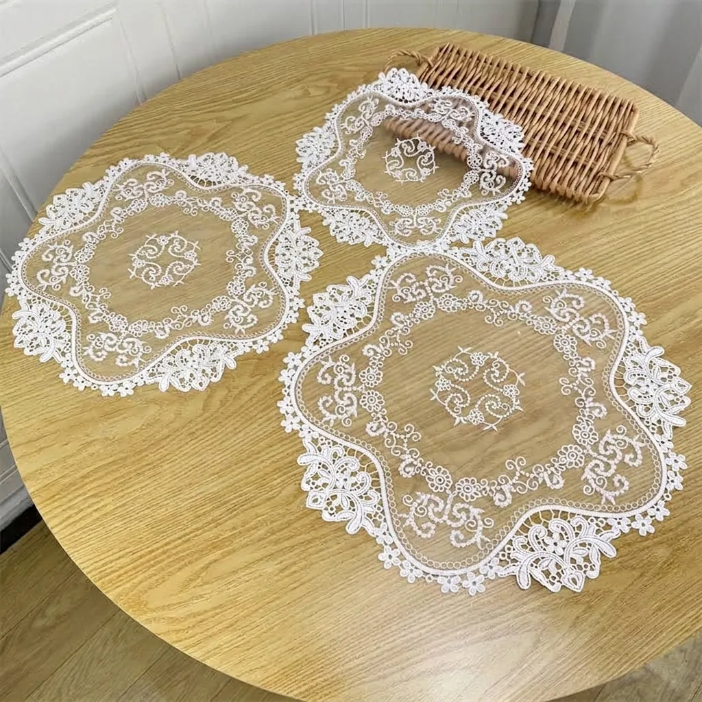 Round White Lace Embroidered Tablecloth French Vintage Hollow Out Floral Table Cover For Wedding Banquet Home Dining Decor