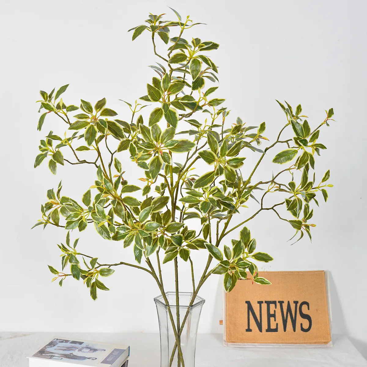 Artificial Japanese Andromeda Pieris Japonica Branches Nordic Style Fake Greenery Faux Enkianthus For Home Decoration Photography Props