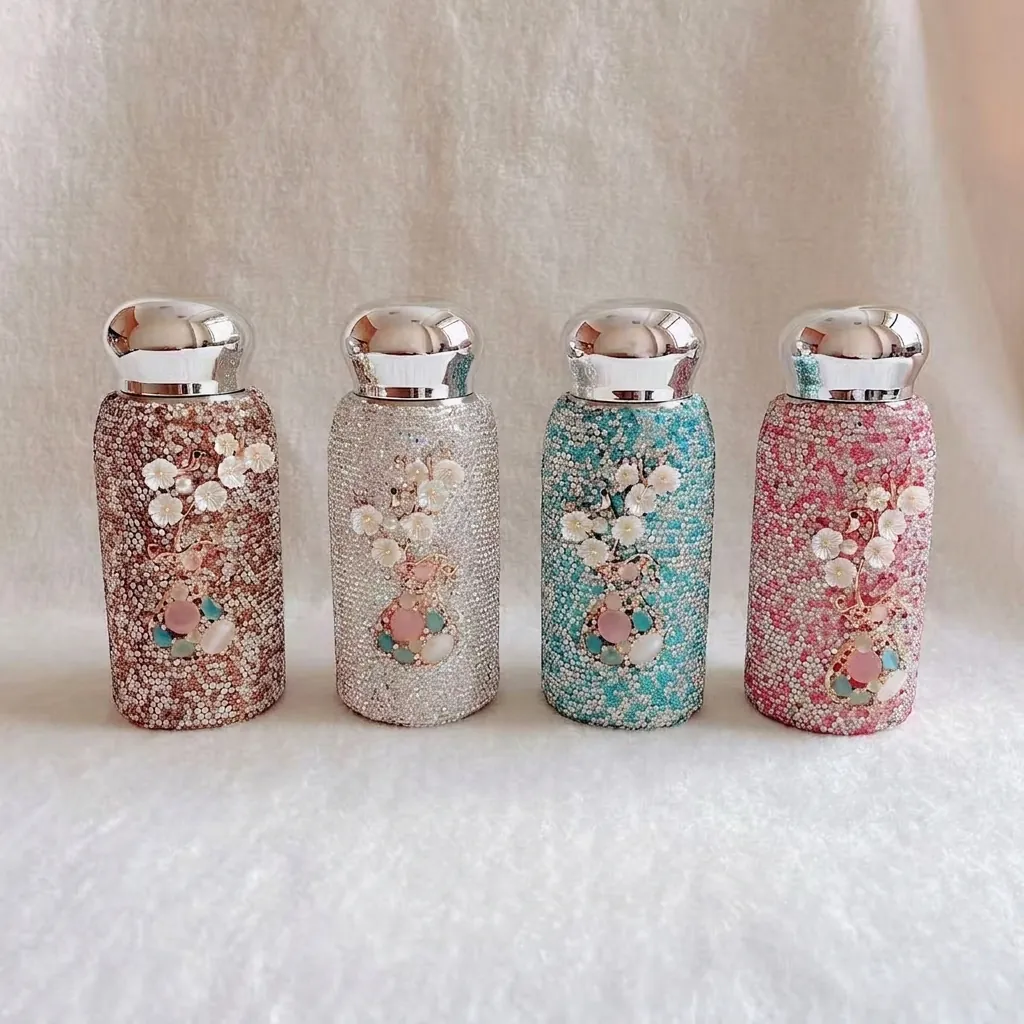 304 Edelstahl Sternen Strass Vakuum Isoliert Flasche Mit Blume Dekor Glänzend Tragbare Wasser Becher Für Damen Geschenk