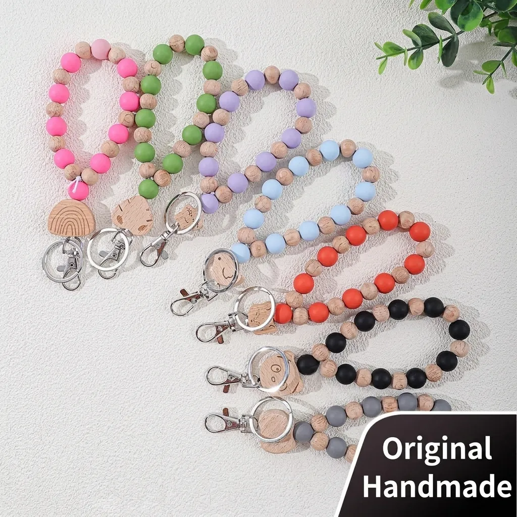 Handmade Silicone Natural Wood Beaded Wristlet Keychain Laser Engraved Animal Heart Rainbow Pendant Bracelet Key Ring For Women