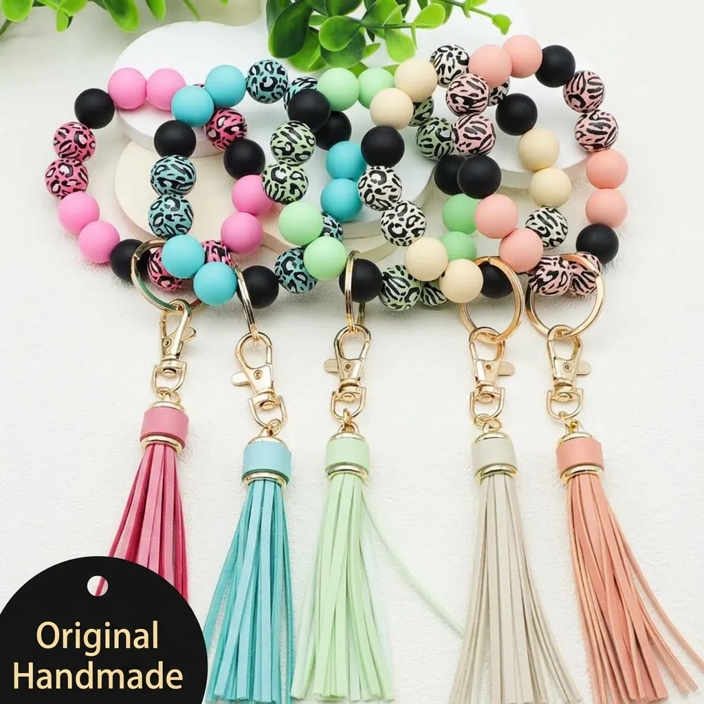 Leopard Lip Print Silicone Beaded Wristlet Keychain For Women PU Tassel Handmade Bead Bangle Bag Charm Key Ring Accessory