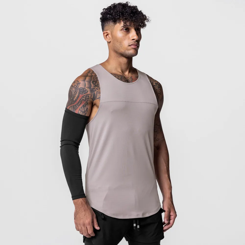Men Sport Tank Top Quick Dry Breathable Spliced Sleeveless Shirt Curved Hem Loose Basketball Training Workout Gym Vest