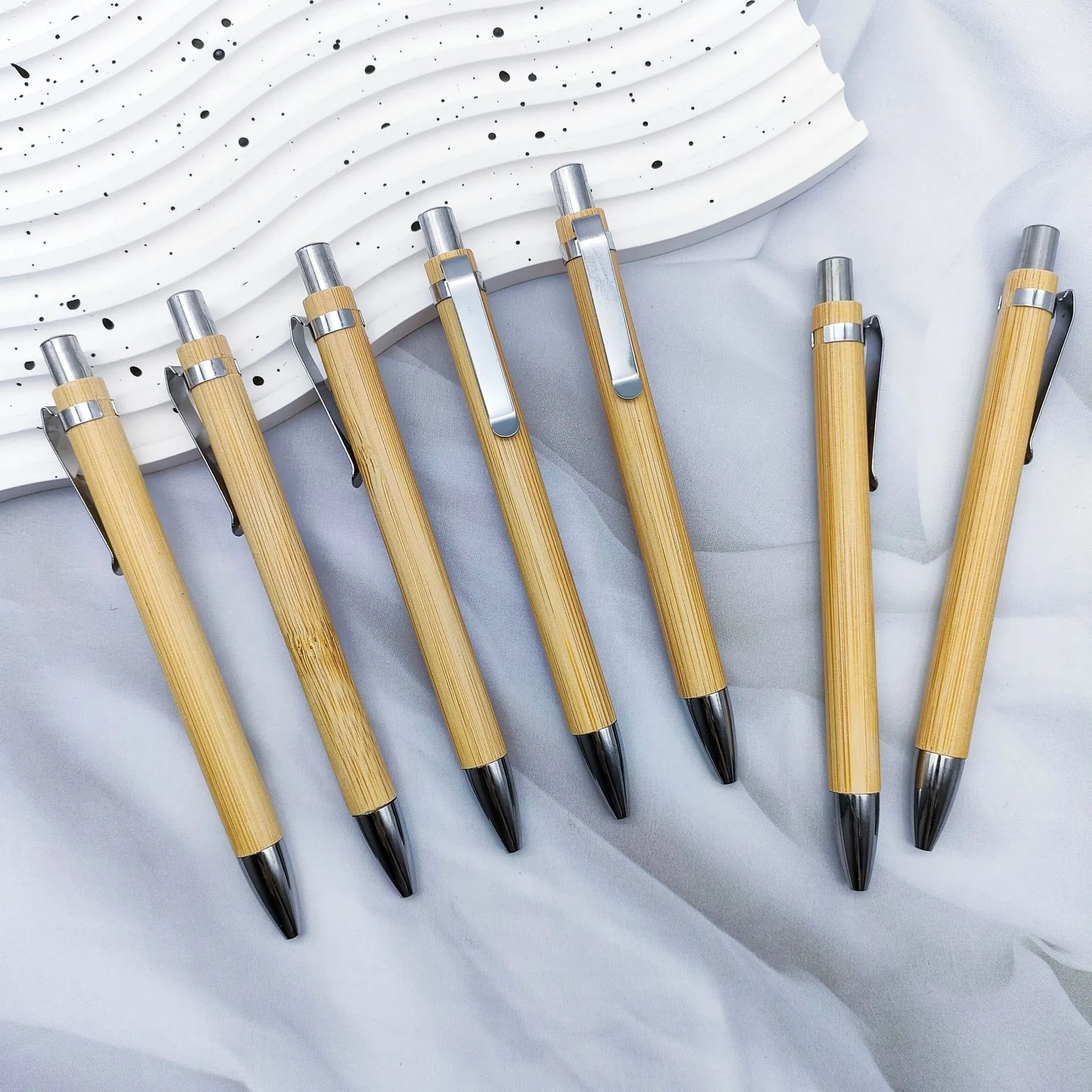 Natürlicher Bambus Kugelschreiber Umweltfreundlich Einziehbar Business Büro Schreibwaren Schreibstift Mit Metallclip Für Geschenk Schule
