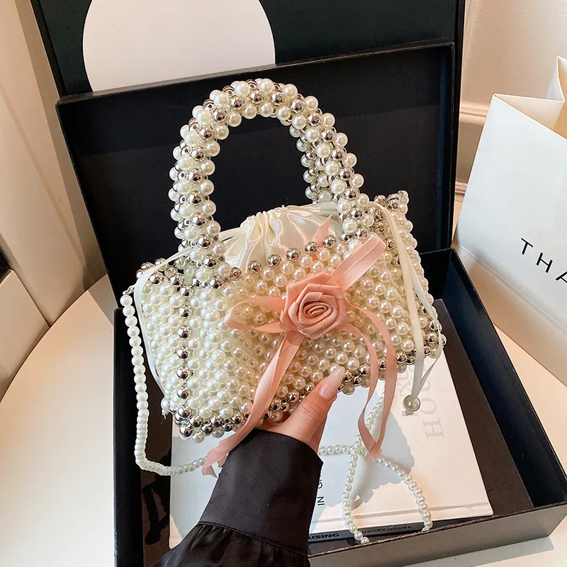 Borsa In PVC Intrecciata A Mano Borsa A Secchiello Con Perle Borsa A Mano Modale Fatta A Mano Con Tracolla Di Perle Borsa A Tracolla