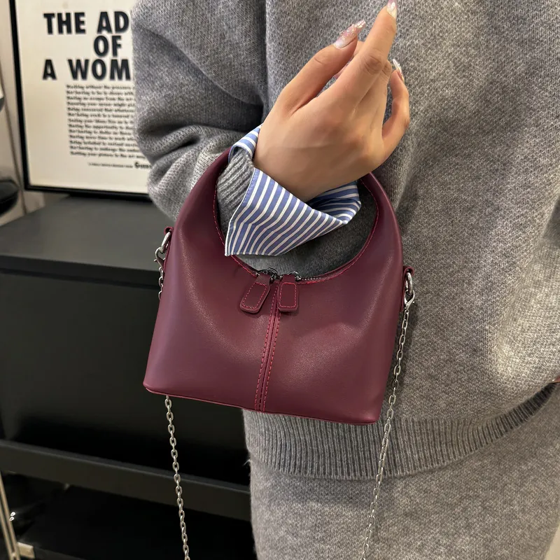 Women Retro PU Leather Handbag Fashion Chain Crossbody Bag Mini Hand Carry Bag Vintage Style Solid Color Shoulder Bag