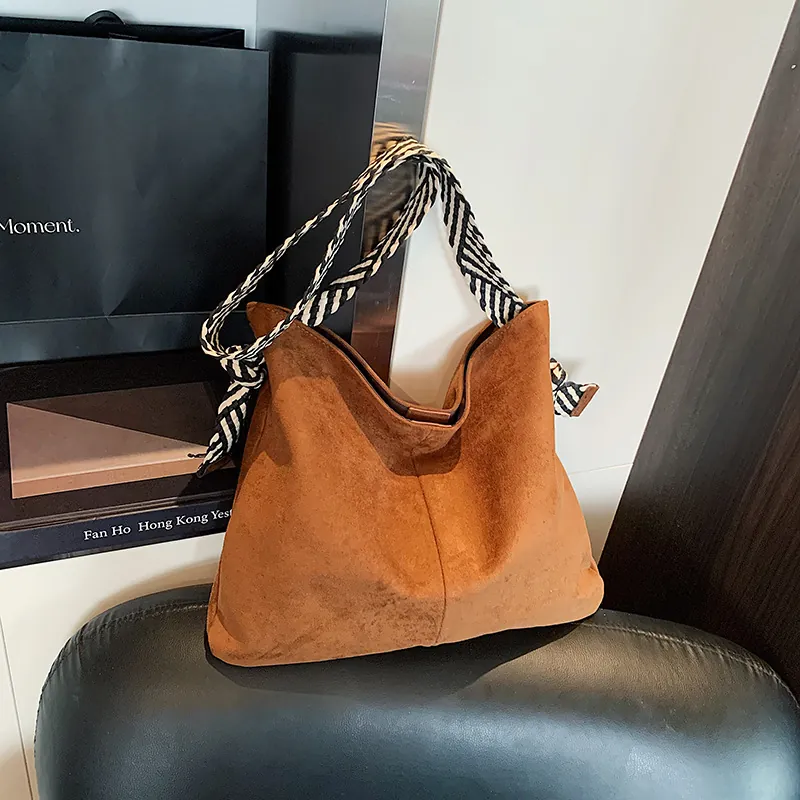 Women Retro Frosted PU Leather Large Capacity Tote Bag Contrast Stripe Woven Shoulder Strap Commuter Shopper Hobo Bag
