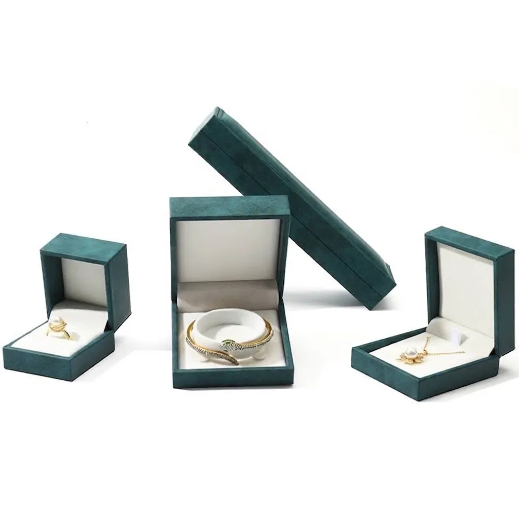Lussuoso Portagioie in Pelle PU Cucita per Anello Pendente Bracciale Collana Organizzatore di Stoccaggio Regalo Display