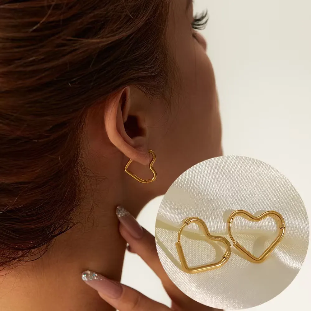 French Vintage Stainless Steel Hoop Earrings For Women 18K Gold Plated Heart Twisted Croissant Leaf Stud Earrings Fashion Jewelry