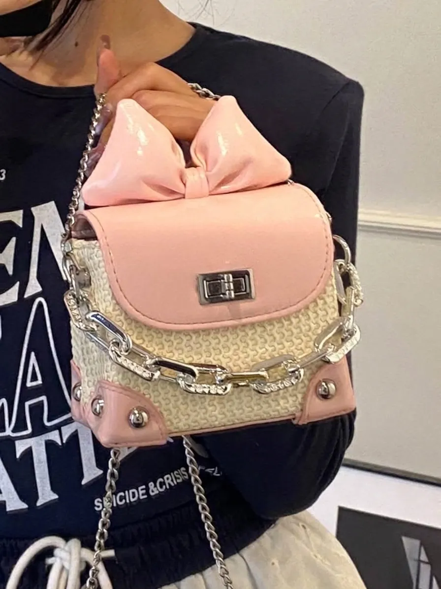 Women's Mini Bow Crossbody Bag Straw Woven PU Leather Splicing Lipstick Bag With Metal Chain Small Fashion Shoulder Bag