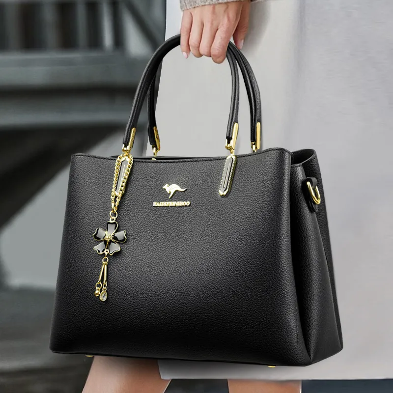 Women Fashion PU Leather Tote Bag Litchi Grain Handbag Elegant Shoulder Crossbody Bag With Flower Pendant Kangaroo Logo