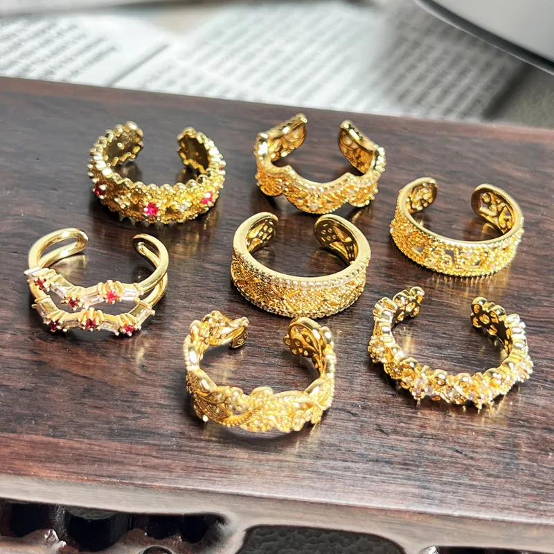 Französischer Vintage Vergoldeter Kupfer Offener Ring Für Damen Palast Stil Zirkonia Eingelegt Verstellbarer Mode Fingerring