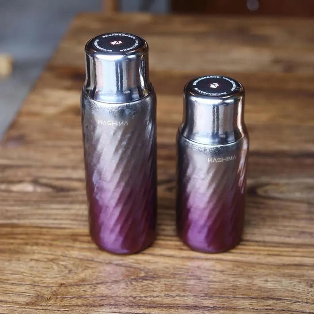 Bouteille Isotherme en Titane Pur Dégradé Violet Argent Texture Spirale Gourde Isolation Voiture Gobelet Thermique Portable Sport
