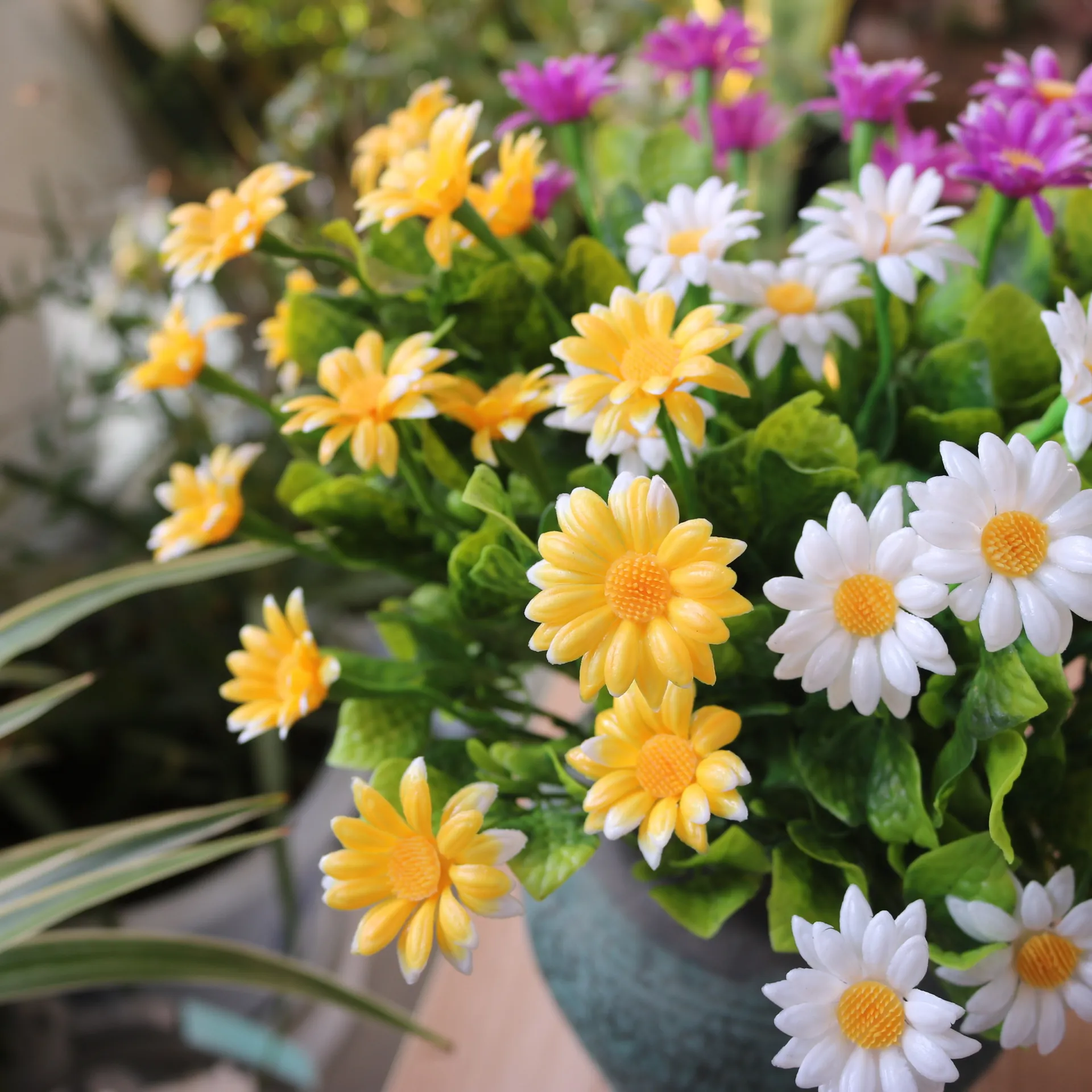 Artificial Daisy Chamomile Bouquet Seven Branches Plastic Wildflower For Outdoor Balcony Garden Patio Courtyard Home Decor Vase Display