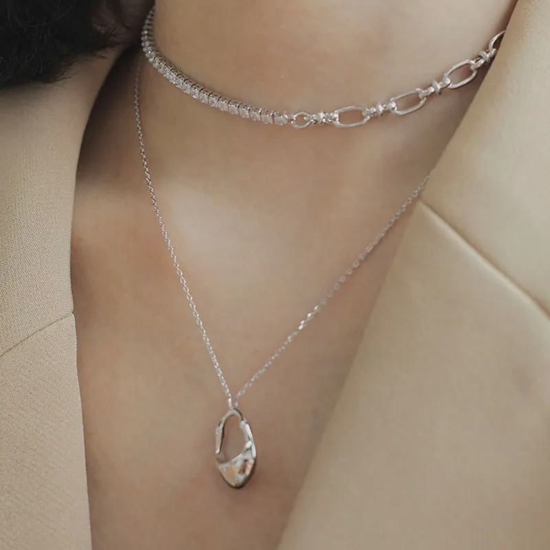 Collana Con Pendente Geometrico Irregolare in Argento Sterling 925 Stile Freddo Minimalista Catena a Clavicola Oro Argento Gioielli da Donna