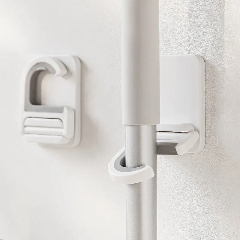 Moderne Wandmontierte Mopp Besen Halter Stanzfrei ABS Selbstklebende Organizer Regale Wasserdicht Antirutsch Aufbewahrungshaken Für Badezimmer Küche