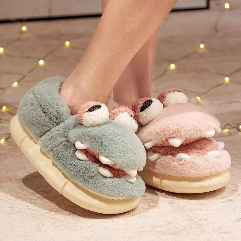 Lindas Pantuflas de Peluche de Cocodrillo de Dibujos Animados Engrosadas Cálidas Zapatos de Algodón para Hombres Mujeres Invierno Antideslizante