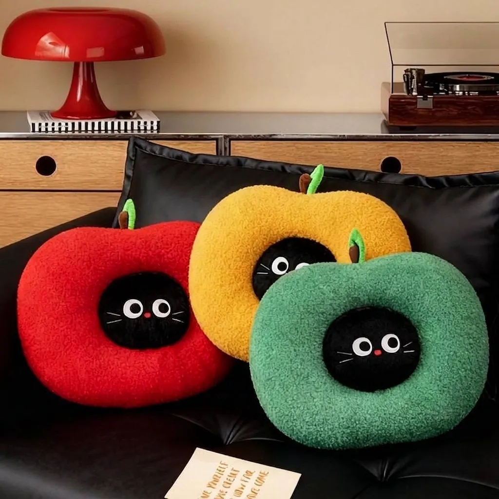 Creative Apple Shape Cat Head Plush Pillow Nordic Style Soft Fruit Cushion For Sofa Bed Home Decor Gift