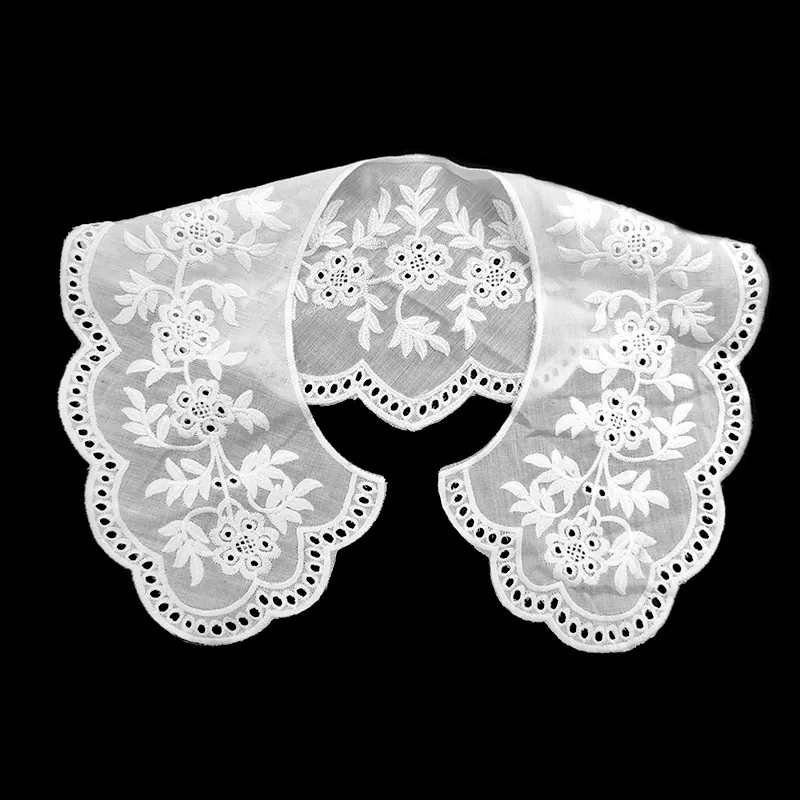 Women Vintage Embroidered Eyelet Detachable Collar Elegant Milk Silk Water Soluble Lace False Collar Decorative Scalloped Capelet