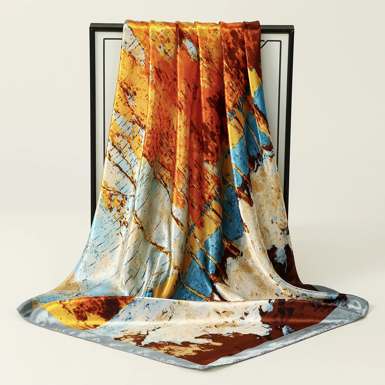 Elegant Floral Pattern Satin Square Scarf For Women Silk Like Printed Head Scarf Fashion Paisley Chain Design Neck Scarf Decorative Accessory