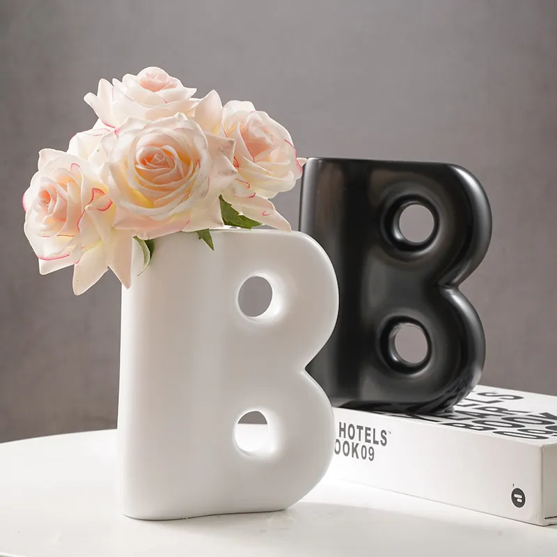 Vaso in Resina Moderno a Forma di B Finitura Opaca Minimalista Vaso da Fiori per Casa Libreria Tavolo Decorazione Artistica