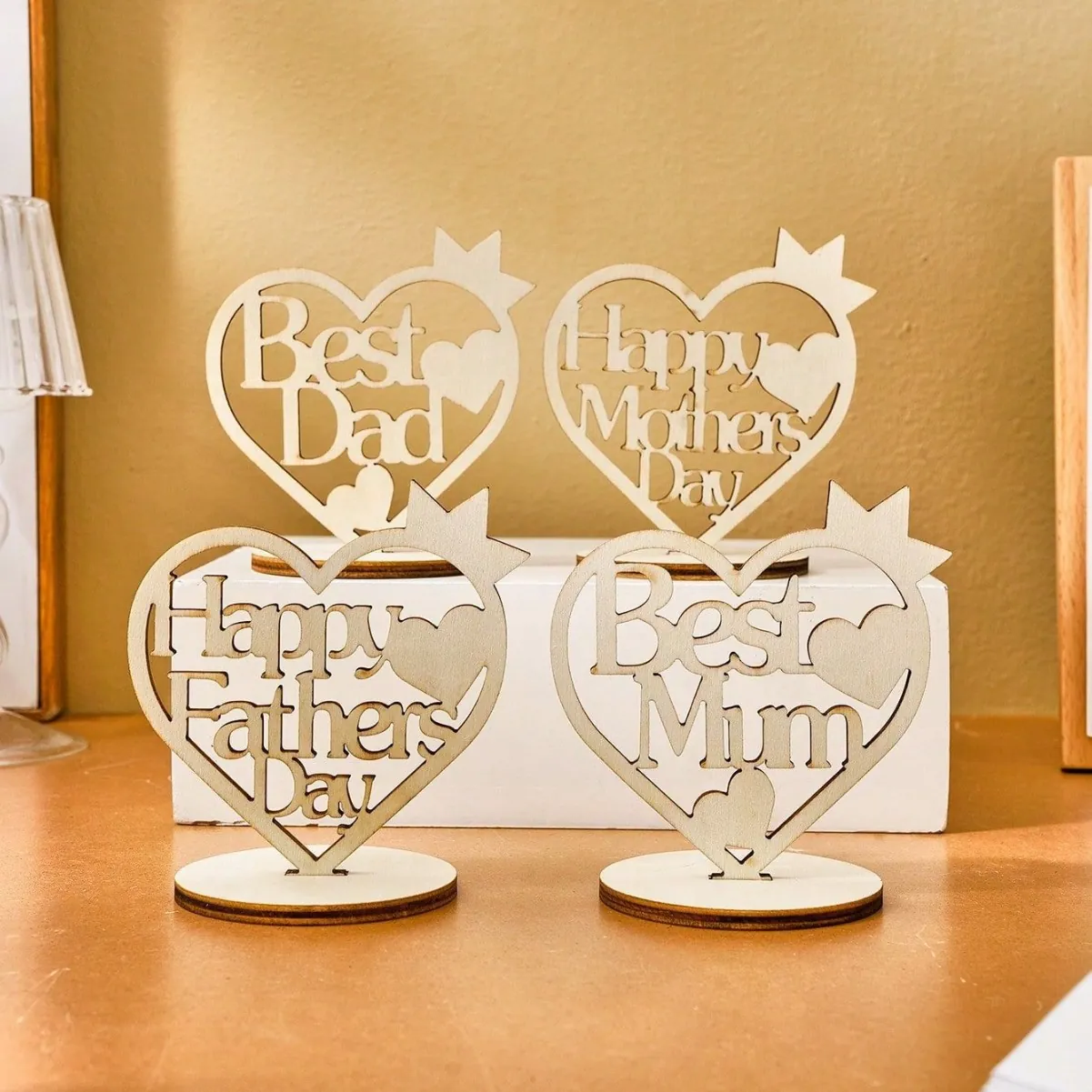 Wood Heart Hollow Out Desktop Ornament Laser Cut Letters Best Dad Best Mum Happy Mother's Day Father's Day Gift Decoration