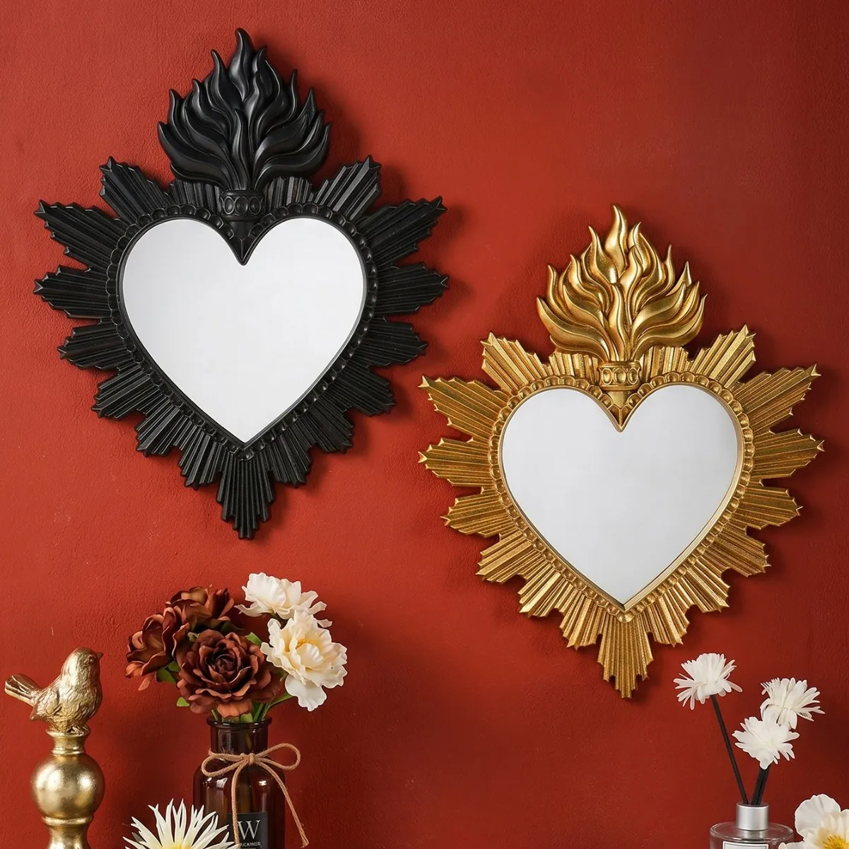 Decorazione da Parete Sacro Cuore Gotico Fiamma Specchio in Resina Intagliata Ornamento da Appendere per Soggiorno Casa Arte Regalo Vintage