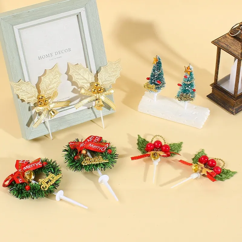 Mini Christmas Cake Toppers Set Christmas Tree Leaves Wreath Cake Picks Merry Christmas Baking Decorations For Holiday Party Supplies