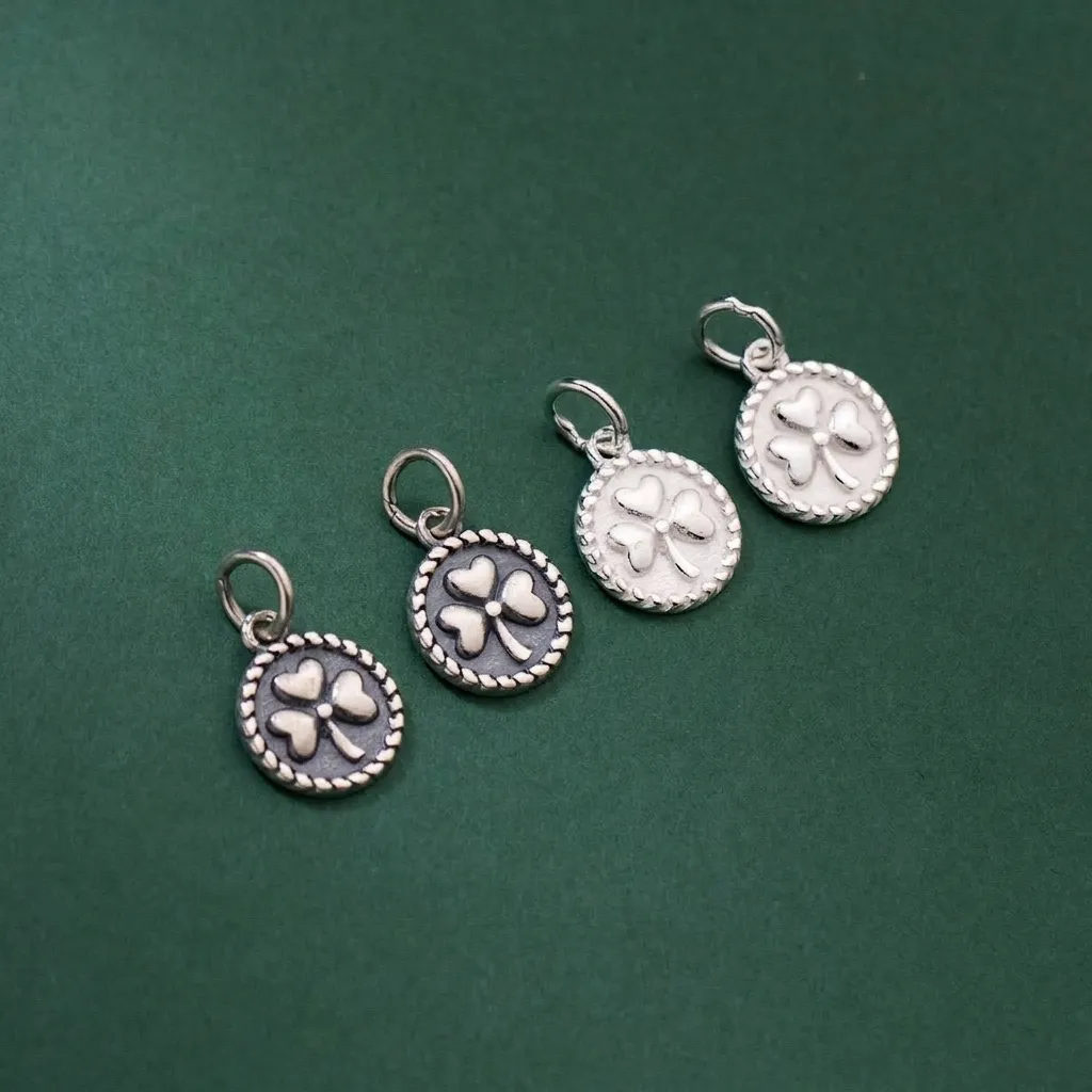 Ciondolo a Piastra Rotonda in Argento Sterling 925 con Trifoglio Portafortuna Retrò Antico Fai da Te Ciondoli per Bracciale Collana