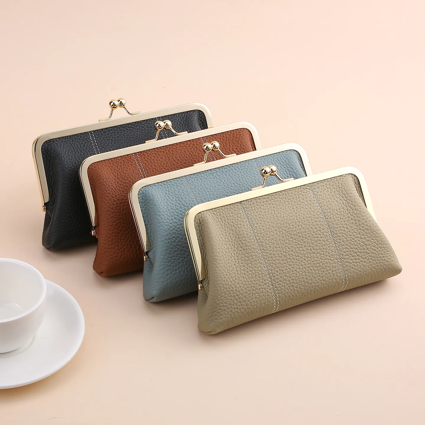 Women Genuine Leather Kiss Lock Clutch Wallet Gold Alloy Frame Lychee Grain Long Handheld Evening Bag Retro Purse