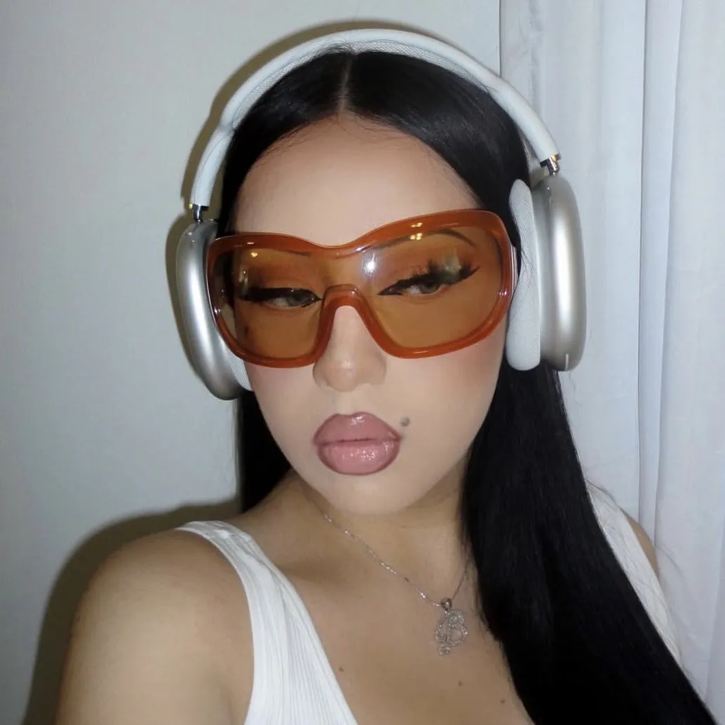 Y2K Futuristic Cyberpunk Sunglasses For Women Men One-Piece Oversized Shield Sunglasses Punk Sporty Wrap Around Shield Eyeglasses Streetwear Glasses