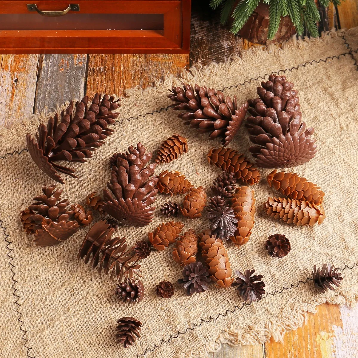 Plastic Artificial Pine Cone Christmas Decoration Spruce Pine Flower Ornament For DIY Craft Home Decor Photo Prop